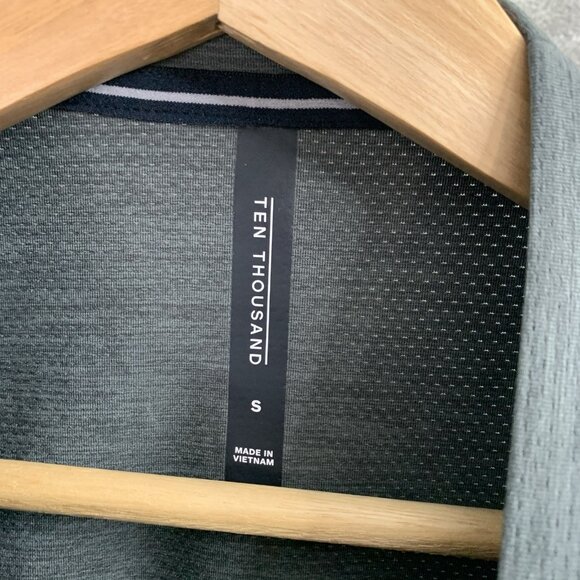 Ten Thousand The Versatile Shirt Mens Small Gray Performance Training Stretch - Picture 5 of 8